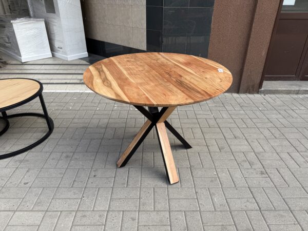 Masivní jídelní stůl kulatý NOVÝ 2. jakost