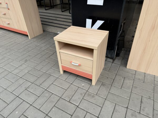Noční stolek oranž. - Image 3