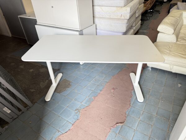 Kancelářský stůl IKEA BEKANT 2 kusy - Image 2