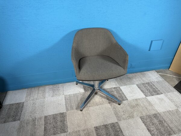 Designová židle Vitra Softshell Chair 2 kusy šedá - Obrázek 3