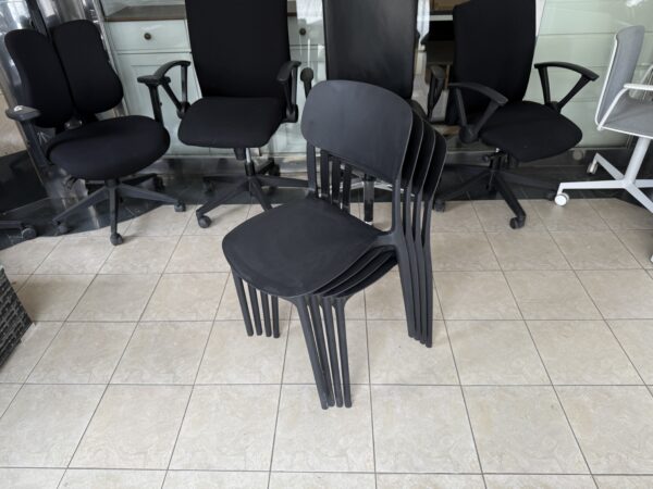 Židle plast. 4 kusy KOMPLET NOVÝ 2. jakost - Image 5