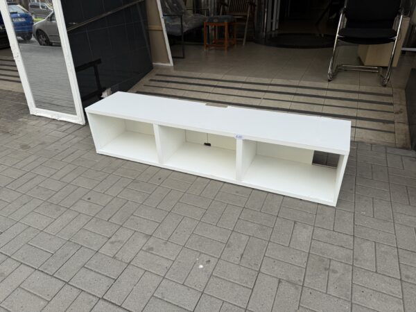 Televizní stolek IKEA bílý - Obrázek 2