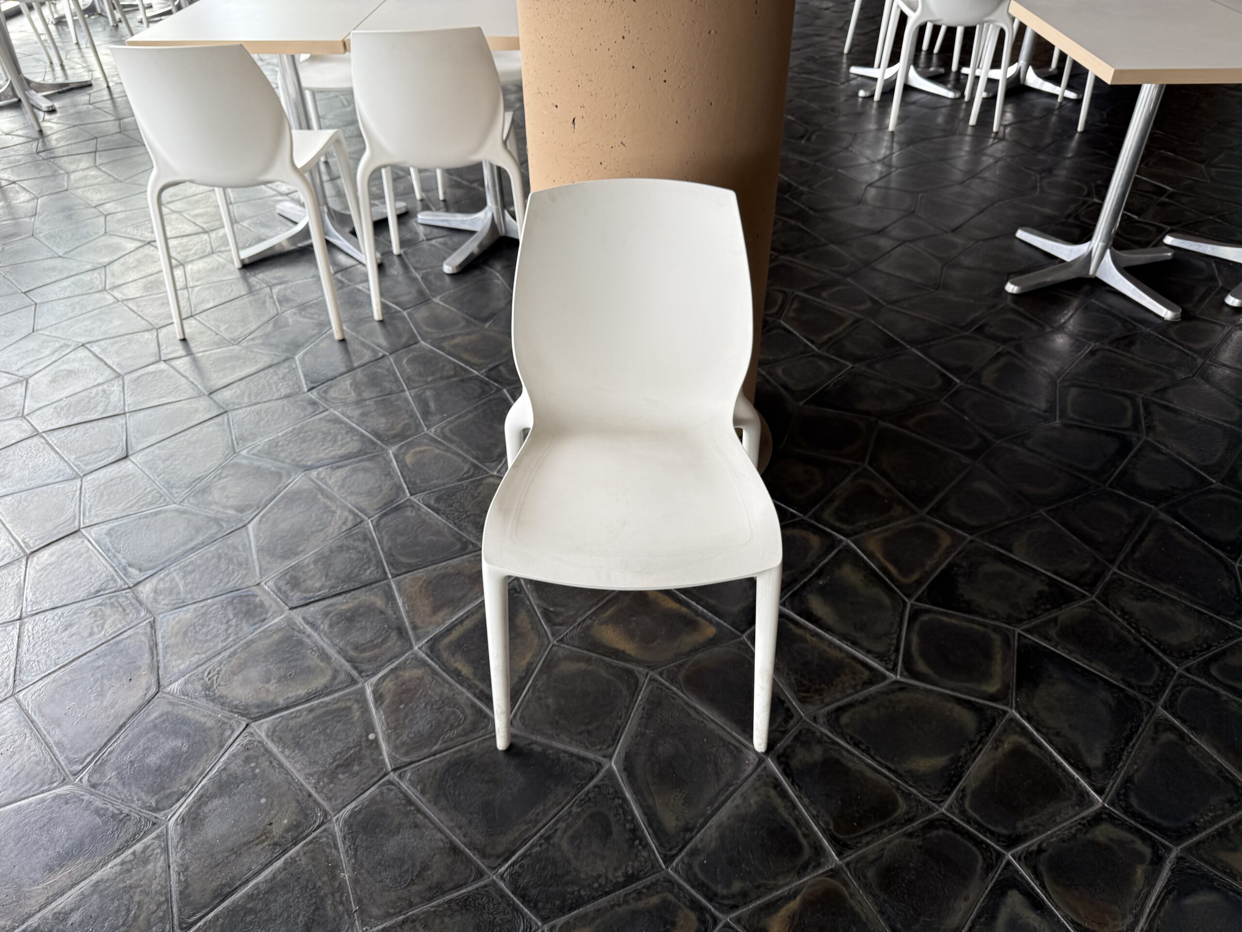 Plastová židle VÍCE KUSŮ!