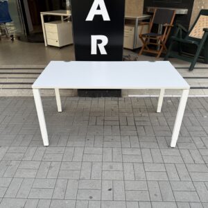 Kancelářský stůl Haworth 70x140 cm VÍCE KUSŮ!