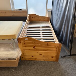 Postel bor. 90x200 vč. roštu