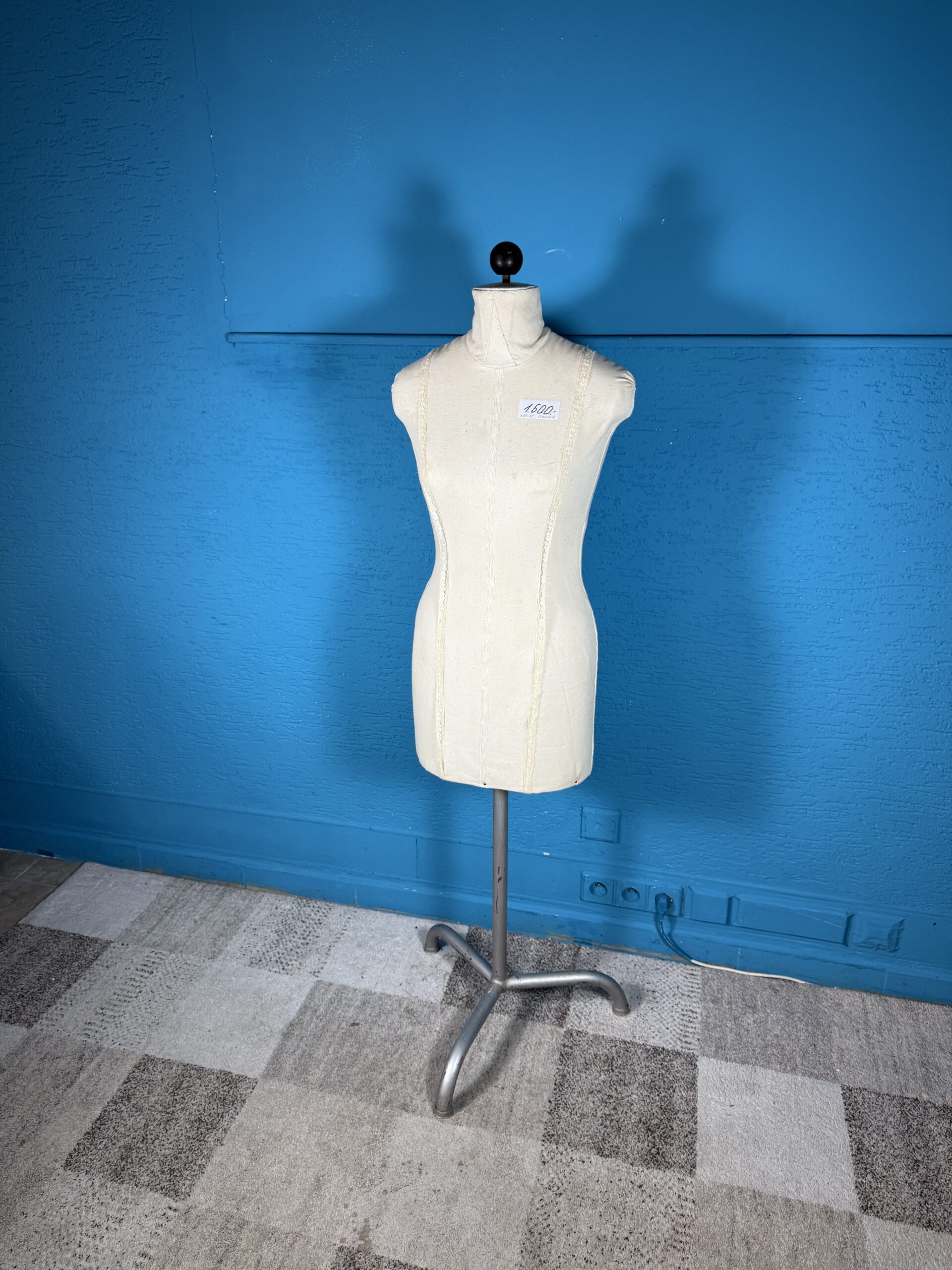 Starožitná krejčovská panna - Obrázek 2