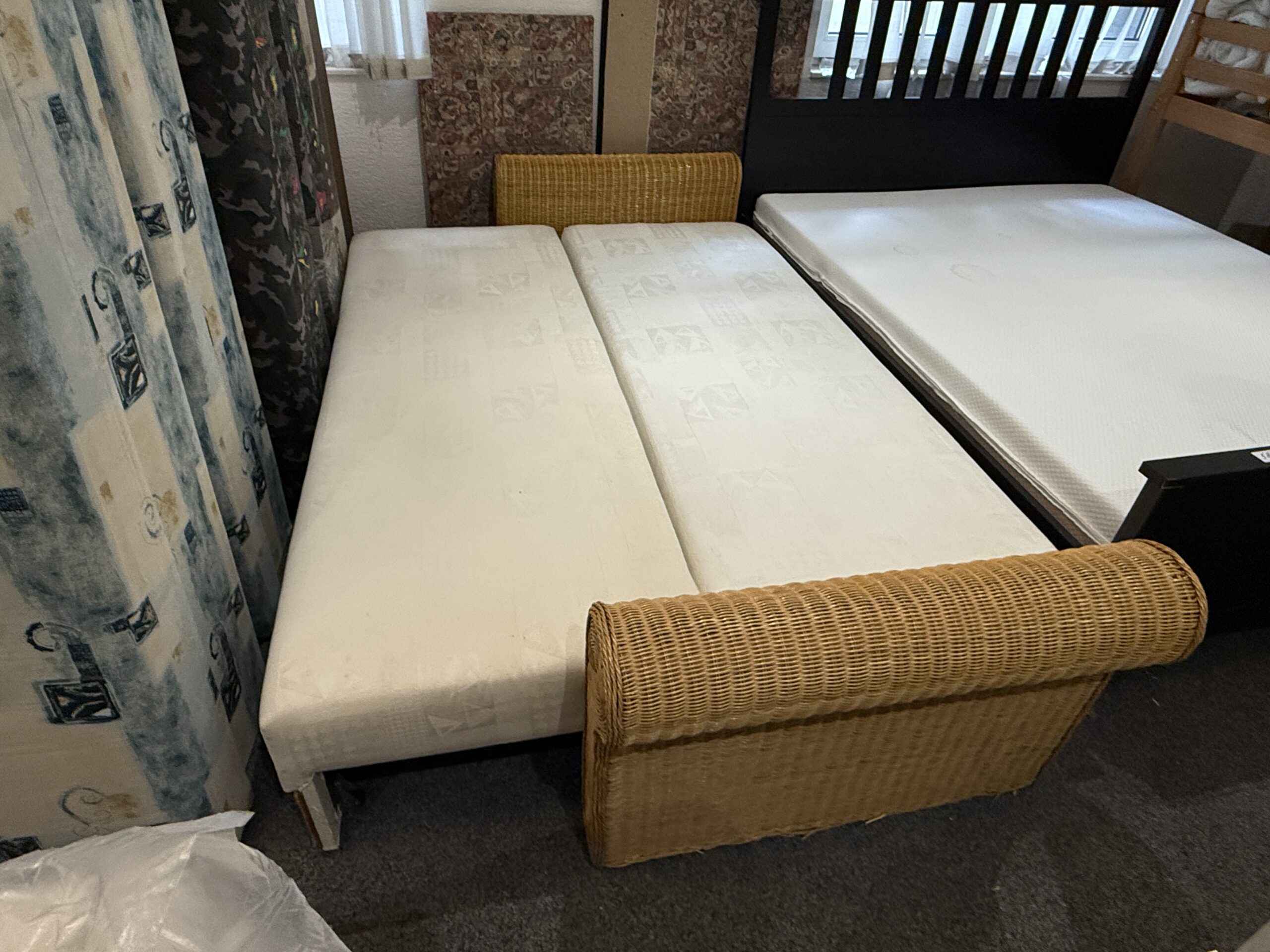 Rozkládací sedačka s úl. prostorem ratan - Obrázek 6