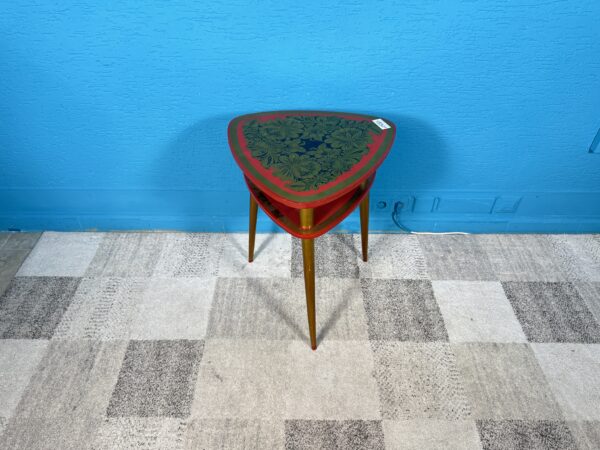 Stolek vintage chochloma