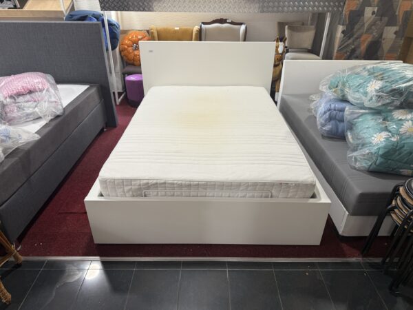 Postel IKEA Malm 140x200 s úl. prostorem KOMPLET - Obrázek 4