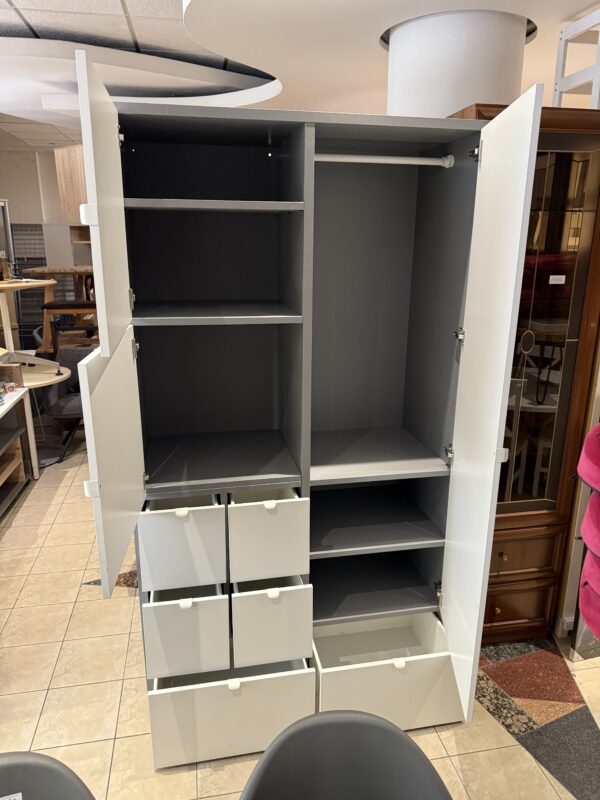 Skříň VISTHUS IKEA - Obrázek 6