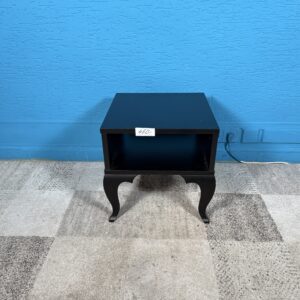 Noční stolek černý