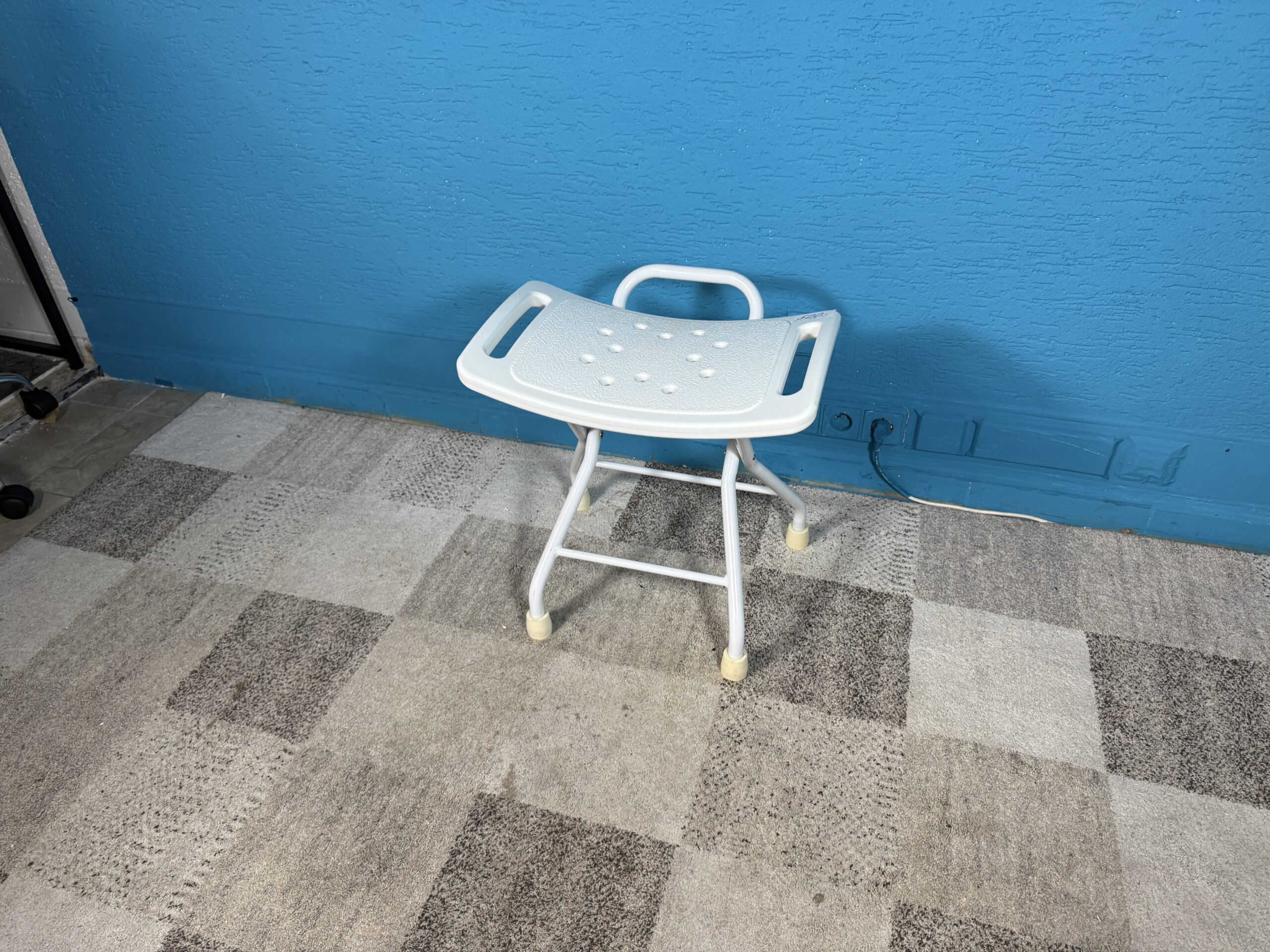 Koupelnový taburet skládací - Obrázek 3