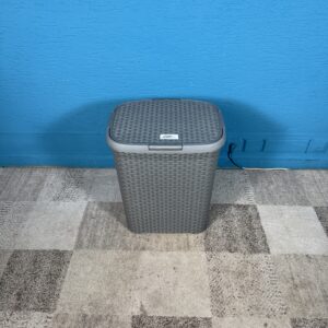 Koš na prádlo plast.