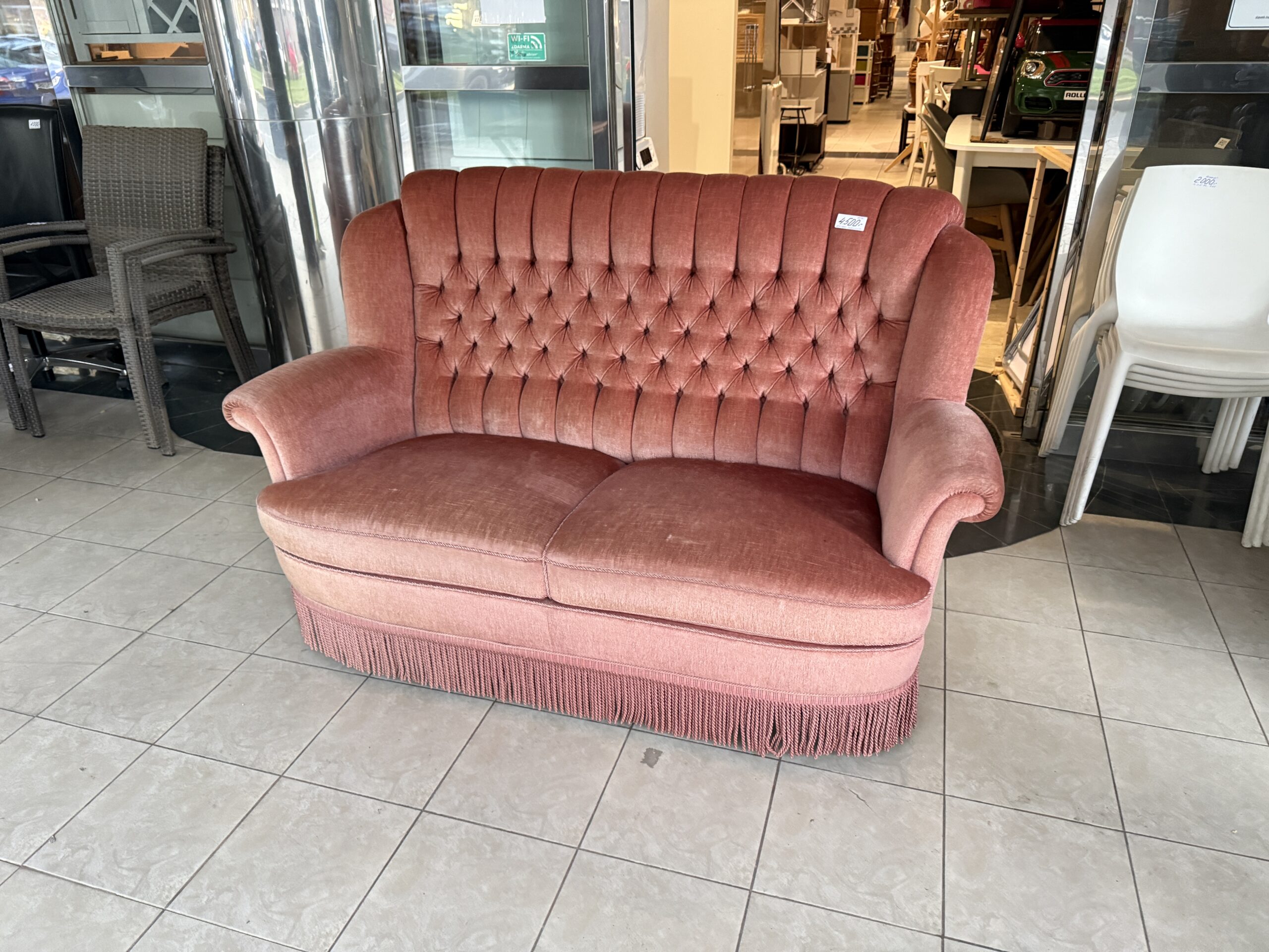 Retro sametová pohovka 70.-80. léta růžová - Obrázek 4