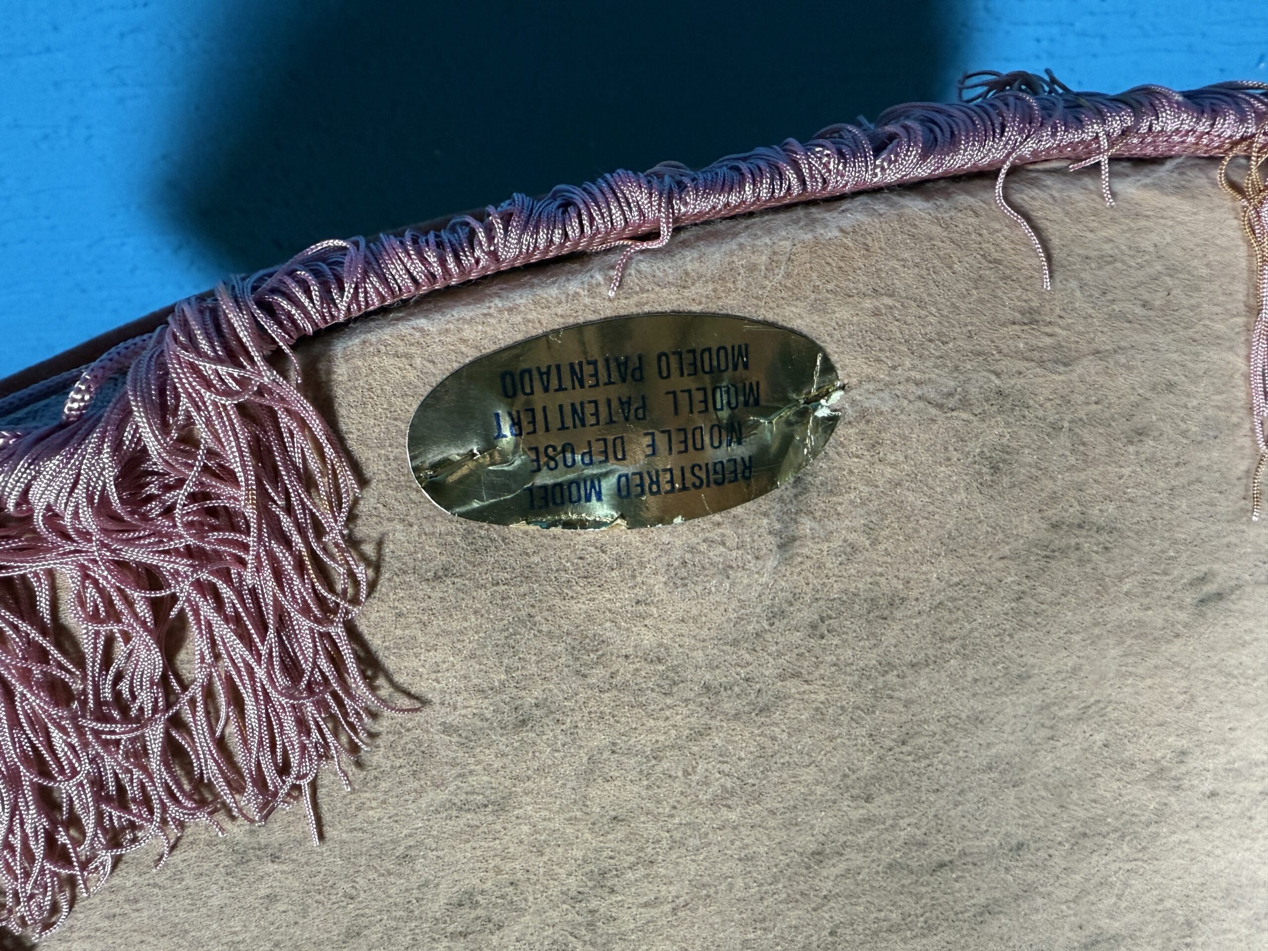 Retro sametové křeslo 70.-80. léta růžové 2 kusy - Obrázek 4