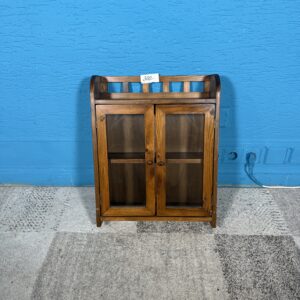 Závěsná skříňka sklo