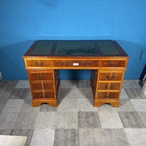 Anglický psací stůl Vintage s koženou deskou