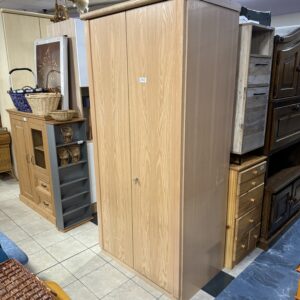 Skříň 2 dveř. šatní