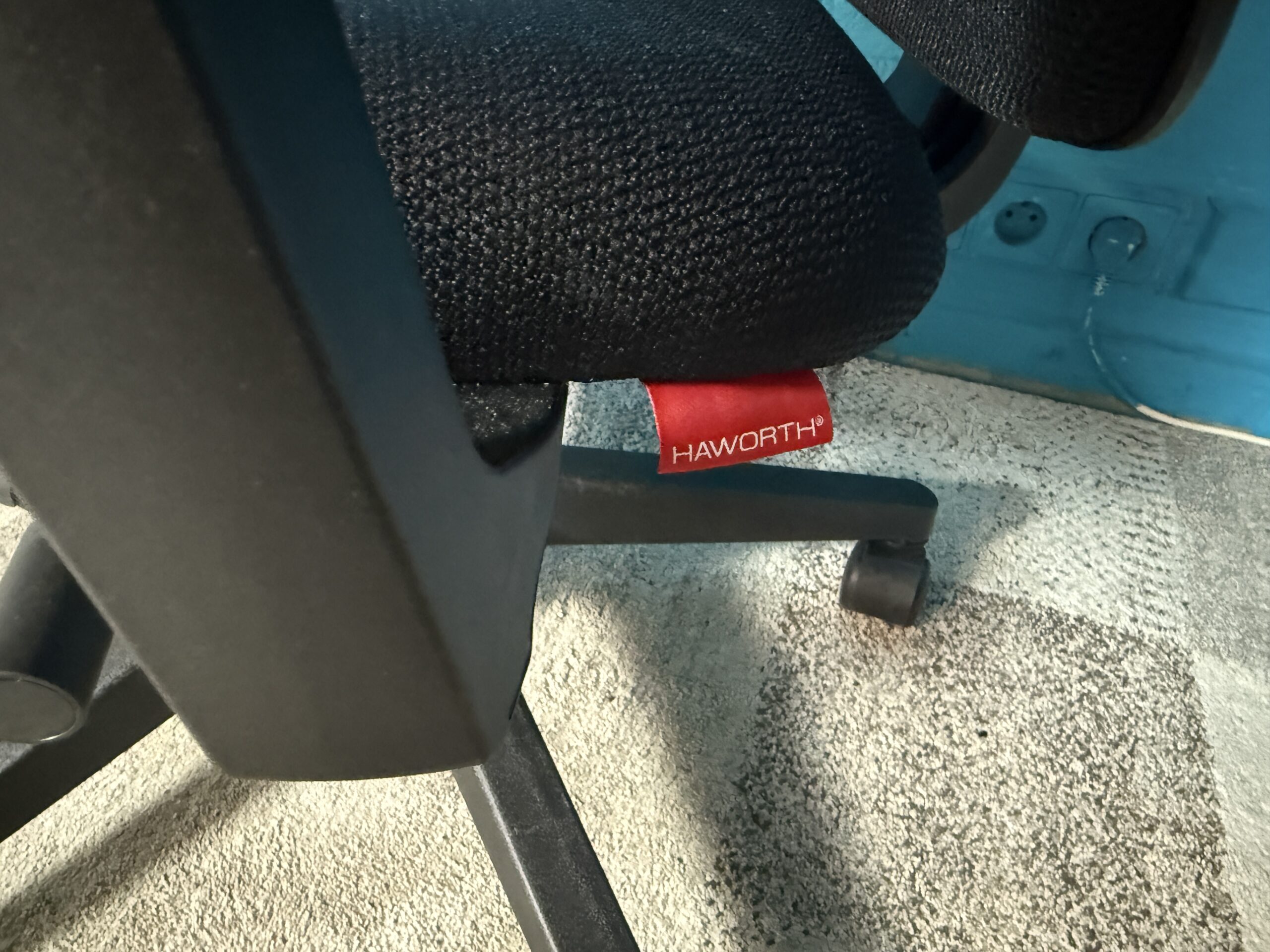 Kancelářská židle Haworth s područky VÍCE KUSŮ! - Obrázek 7