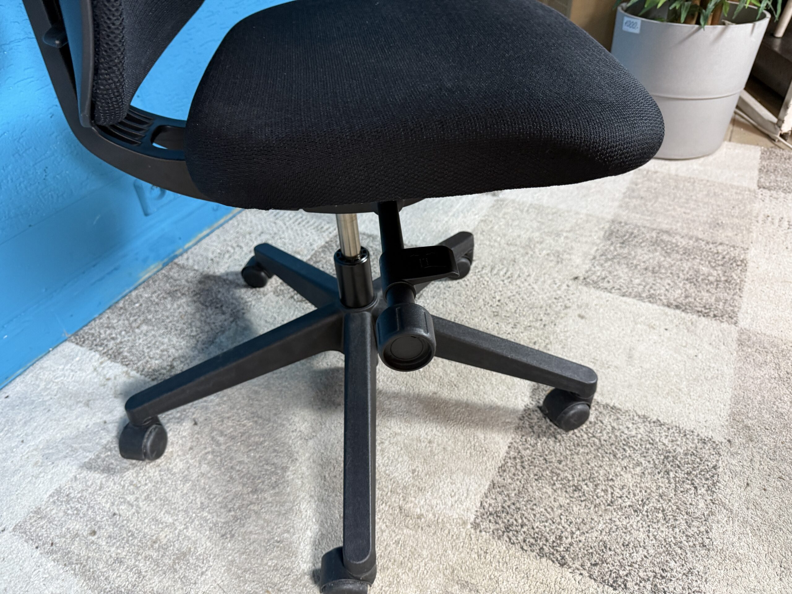 Kancelářská židle Haworth VÍCE KUSŮ! - Obrázek 4