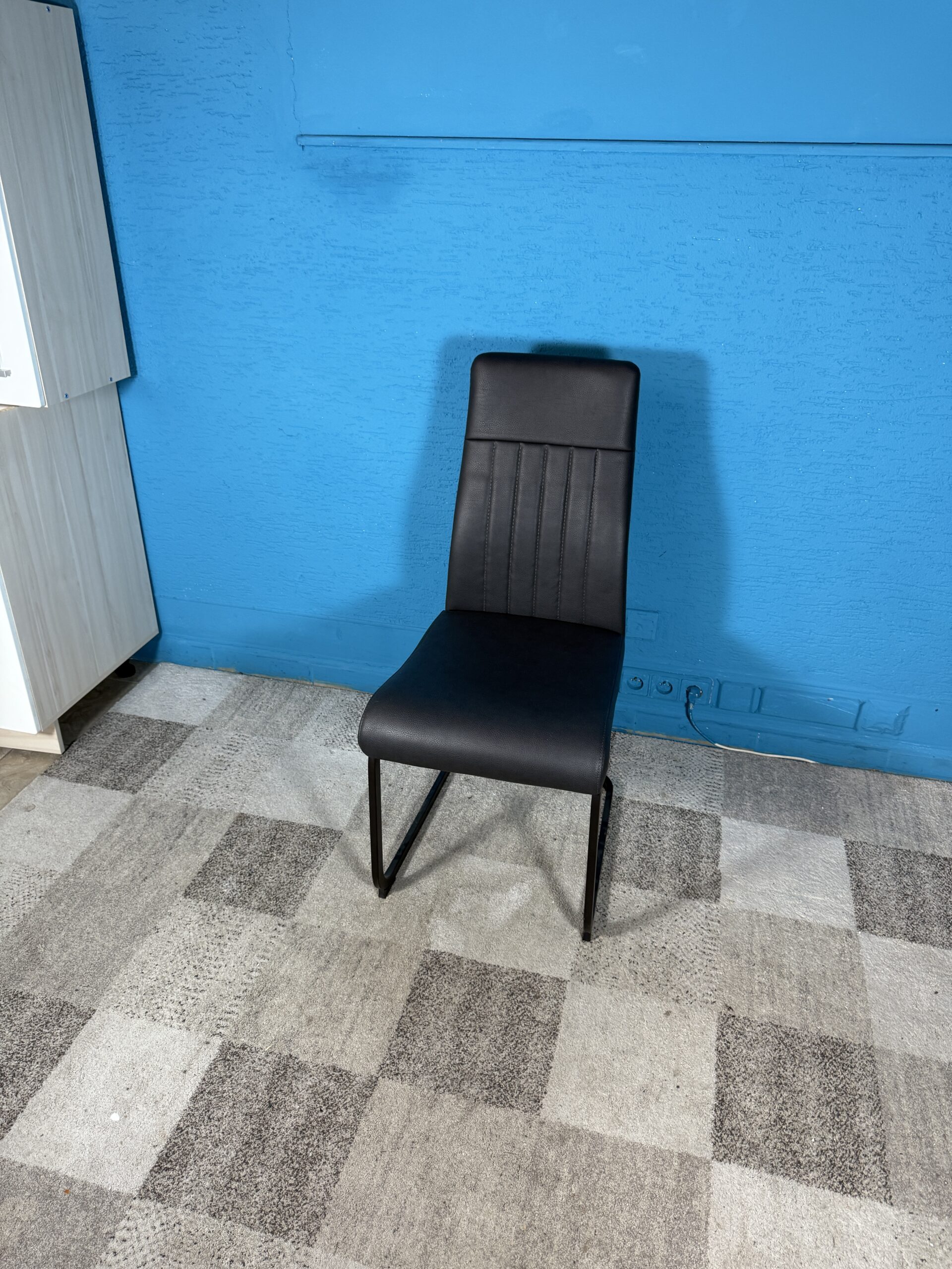 Jídelní židle eko kůže NOVÁ 2. jakost - Obrázek 3