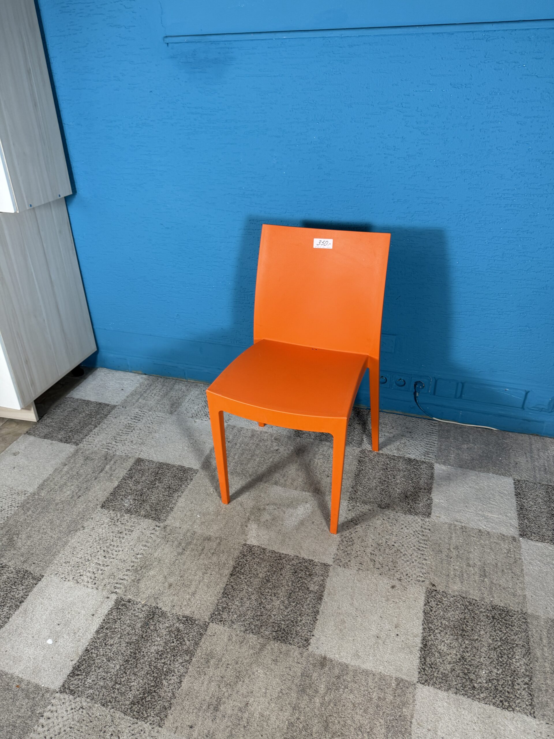 Židle plast. oranž. - Obrázek 2