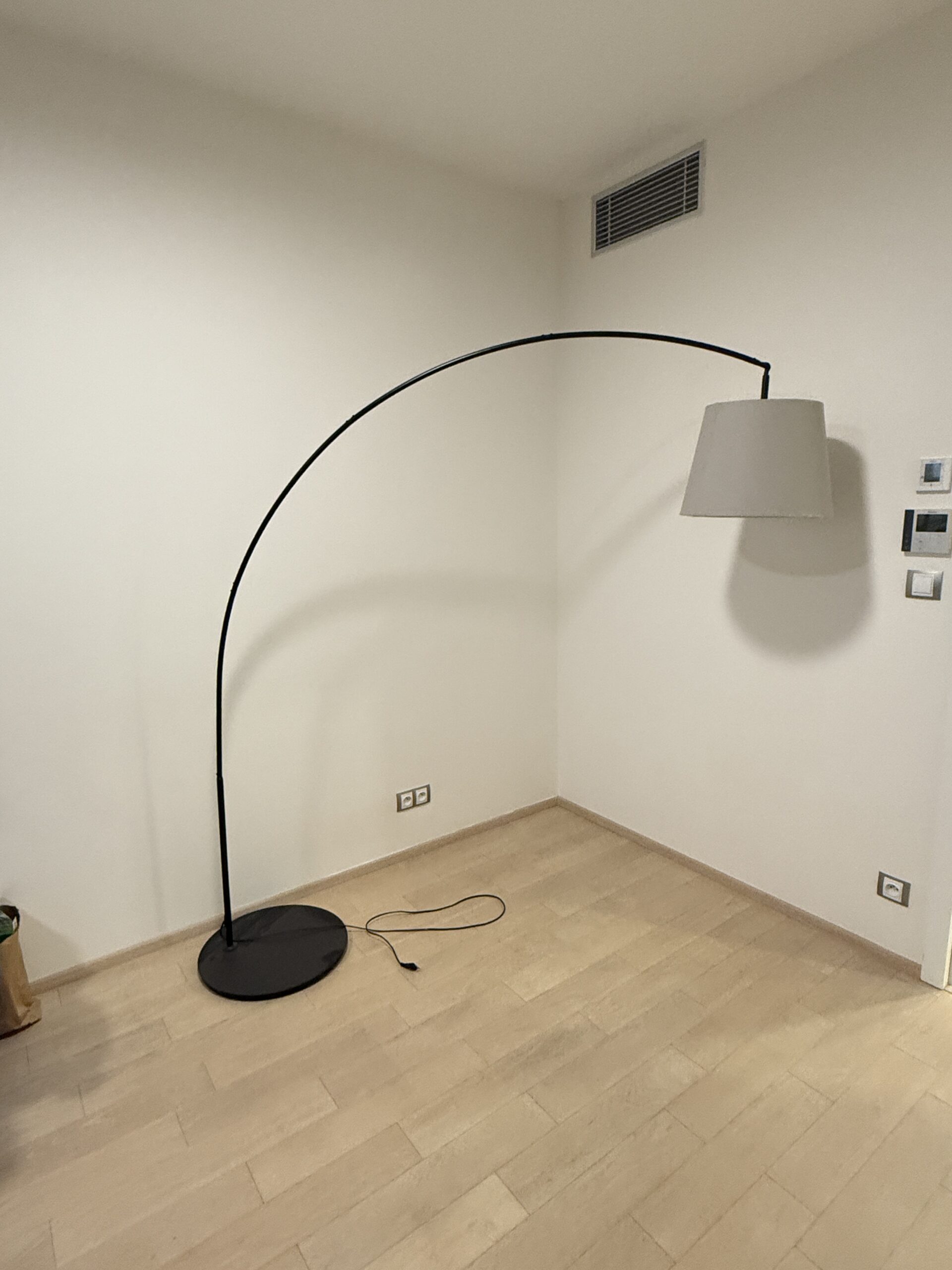 Stojací lampa IKEA - Obrázek 2