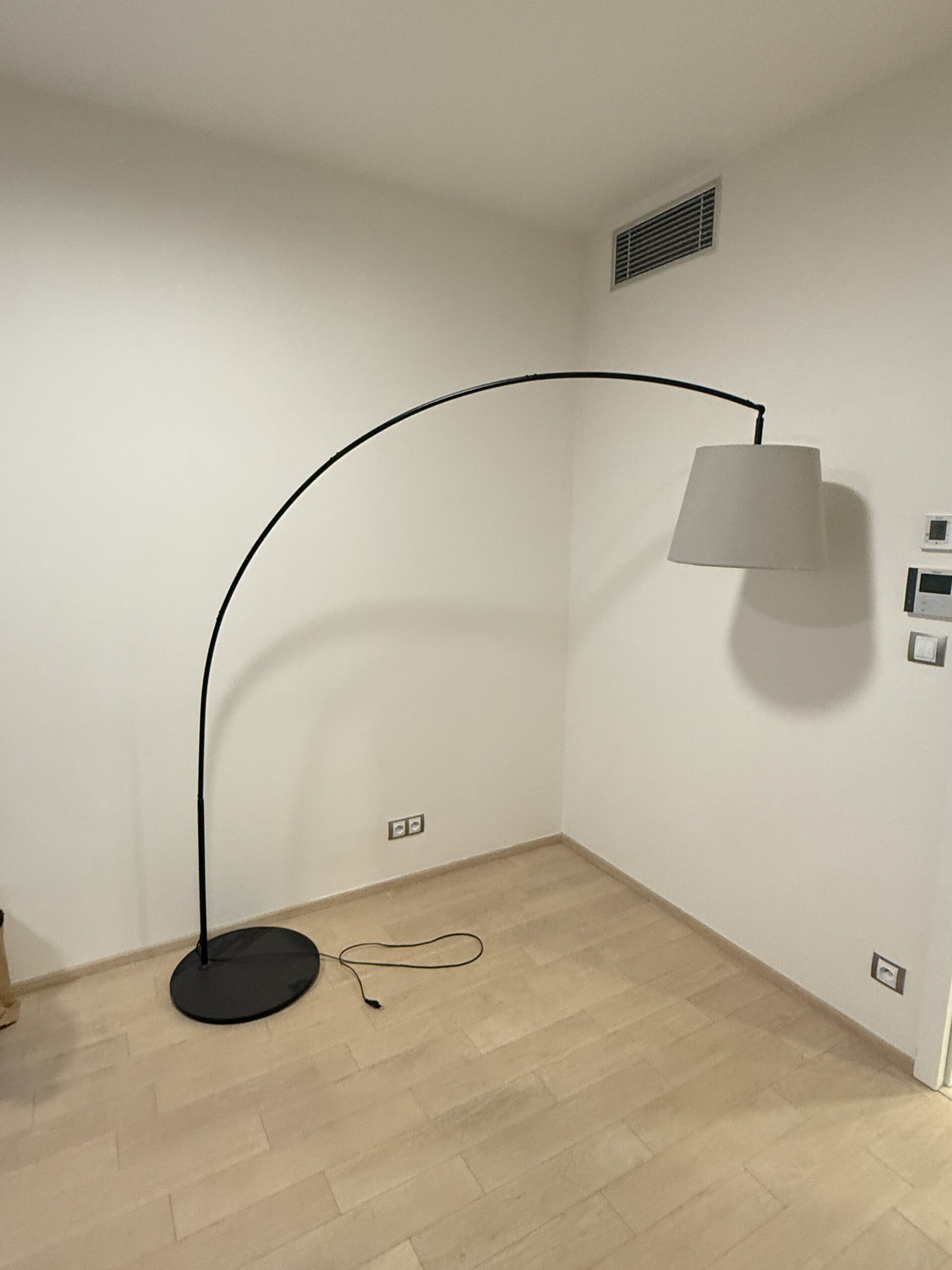 Stojací lampa IKEA - Obrázek 3
