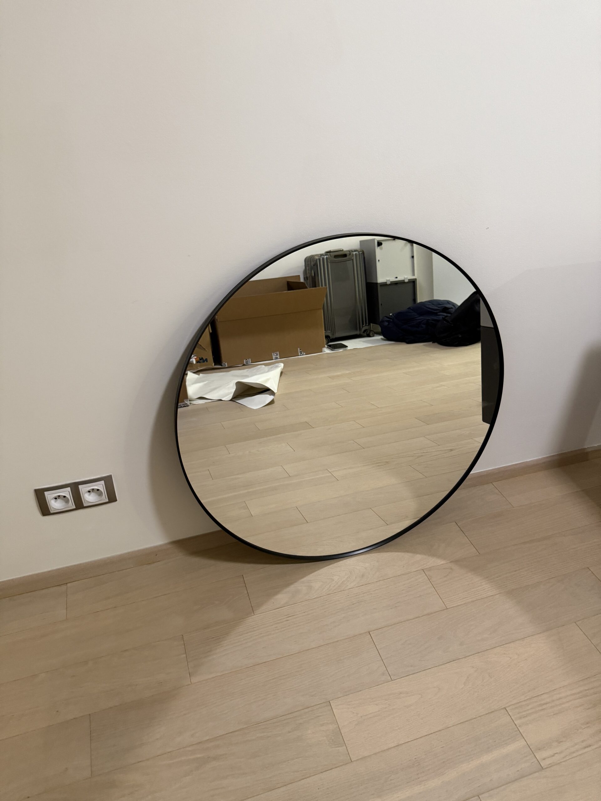 Kulaté závěsné zrcadlo IKEA