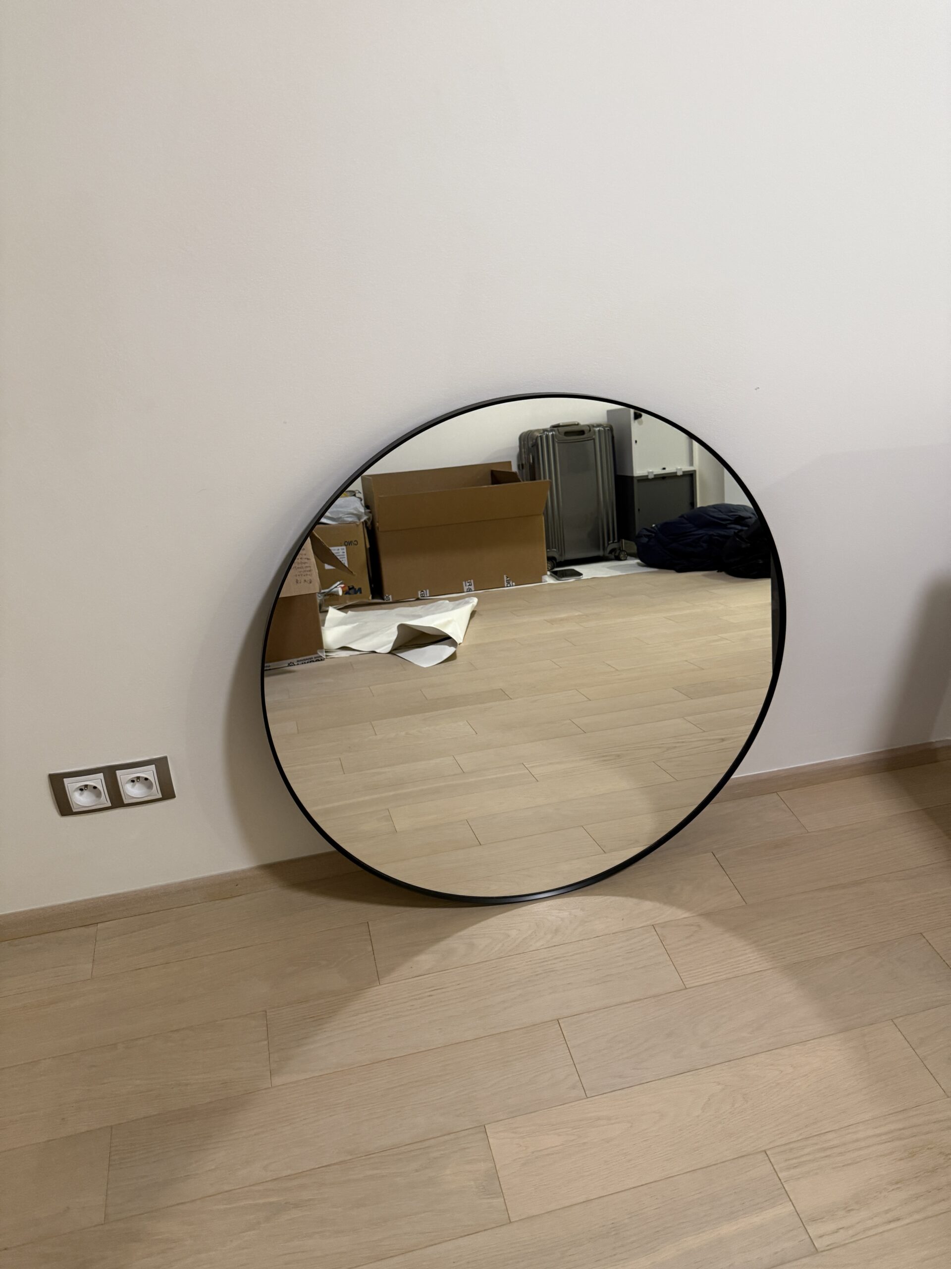 Kulaté závěsné zrcadlo IKEA - Obrázek 2