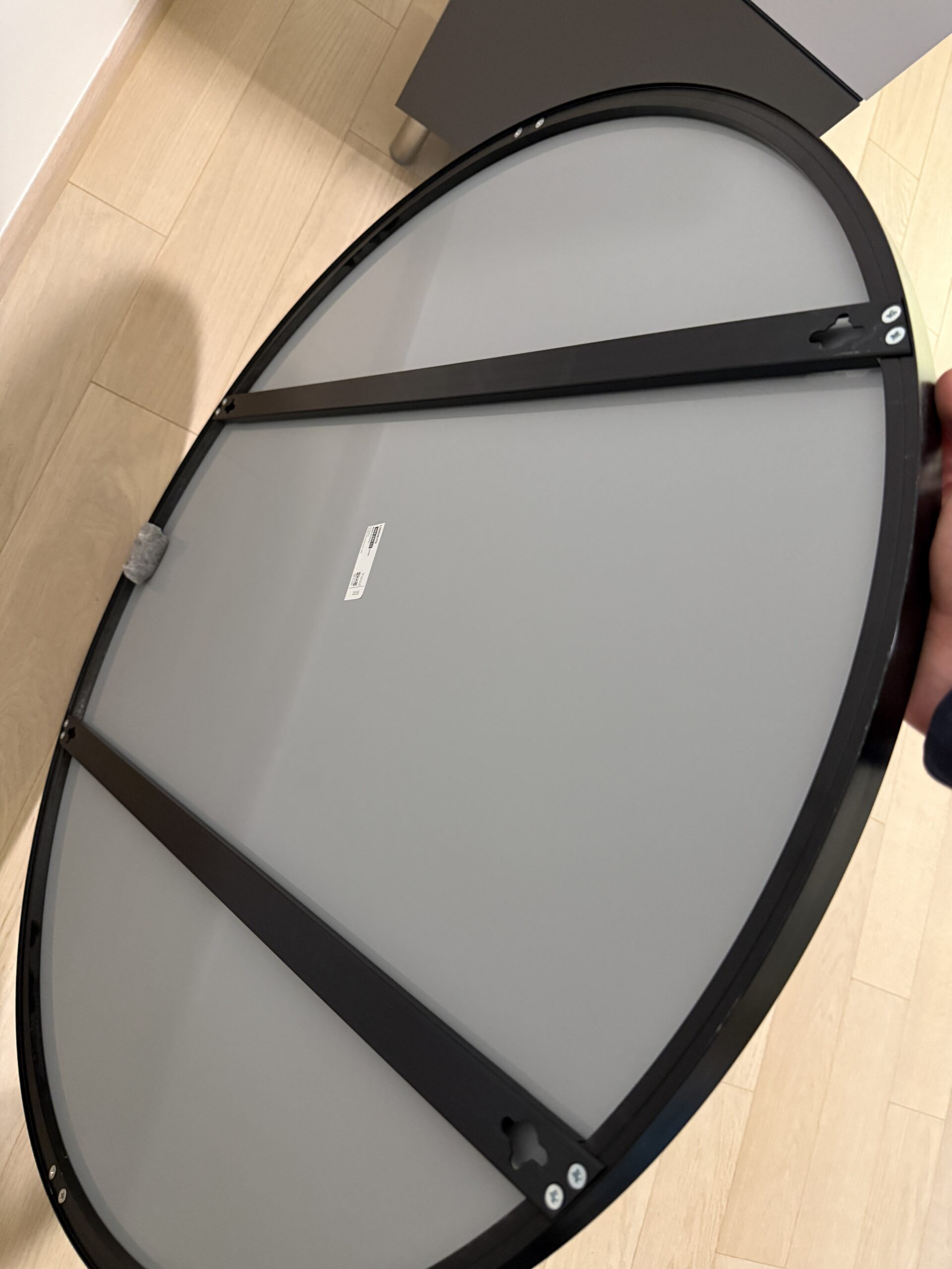 Kulaté závěsné zrcadlo IKEA - Obrázek 4