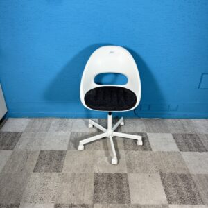 Kolečková židle IKEA plast. LOBERGET 2 kusy