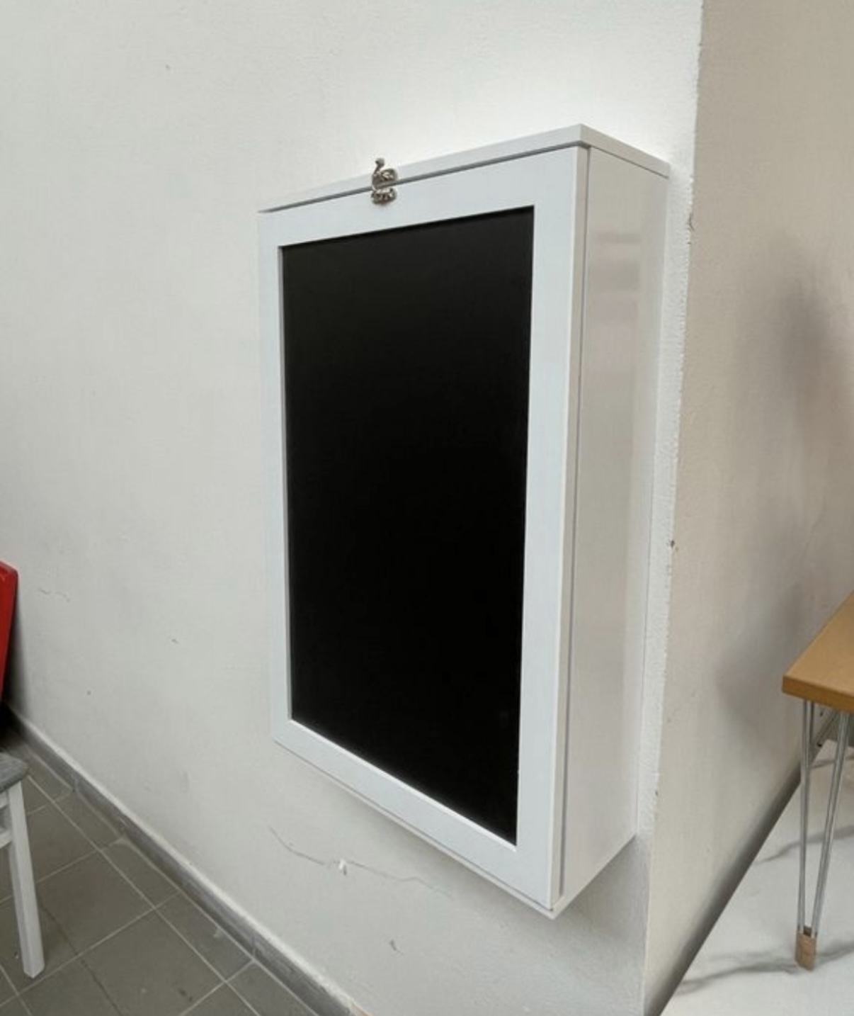 Sklápěcí stůl s nástěnkou NOVÝ 2. jakost - Obrázek 6