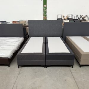 Postel 160x200 BOXSPRING NOVÁ 2. jakost