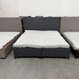 Postel 180x200 vč. topperu KOMPLET NOVÁ 2. jak.