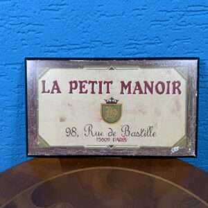 Kovová dekorativní cedule La Petit Manoir