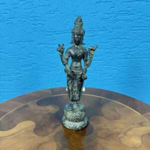 Bronzová dekorativní soška