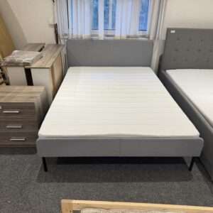 Postel 140x200 IKEA vč. matrace