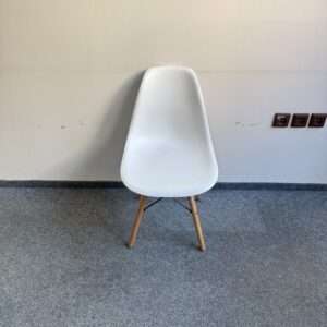 Jídelní židle plast. VÍCE KUSŮ!