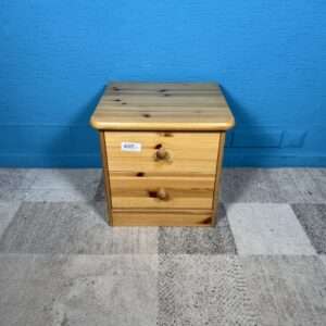 Noční stolek bor.