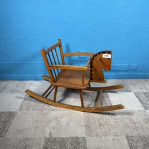 Houpací kůň retro