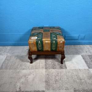 Taburet orientální kůže