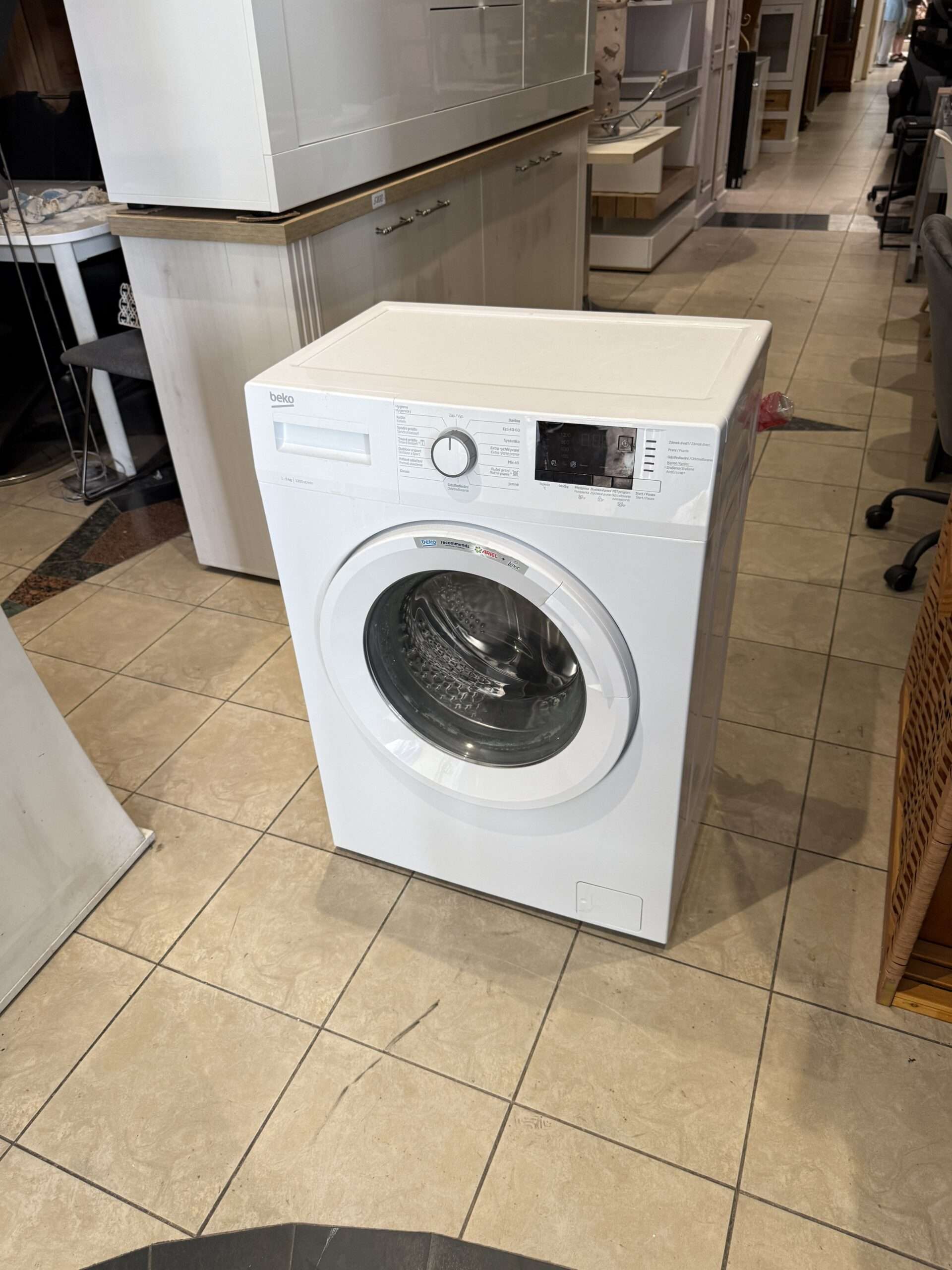 Pračka Beko 6 kg WUE6612CSX0 - Obrázek 2