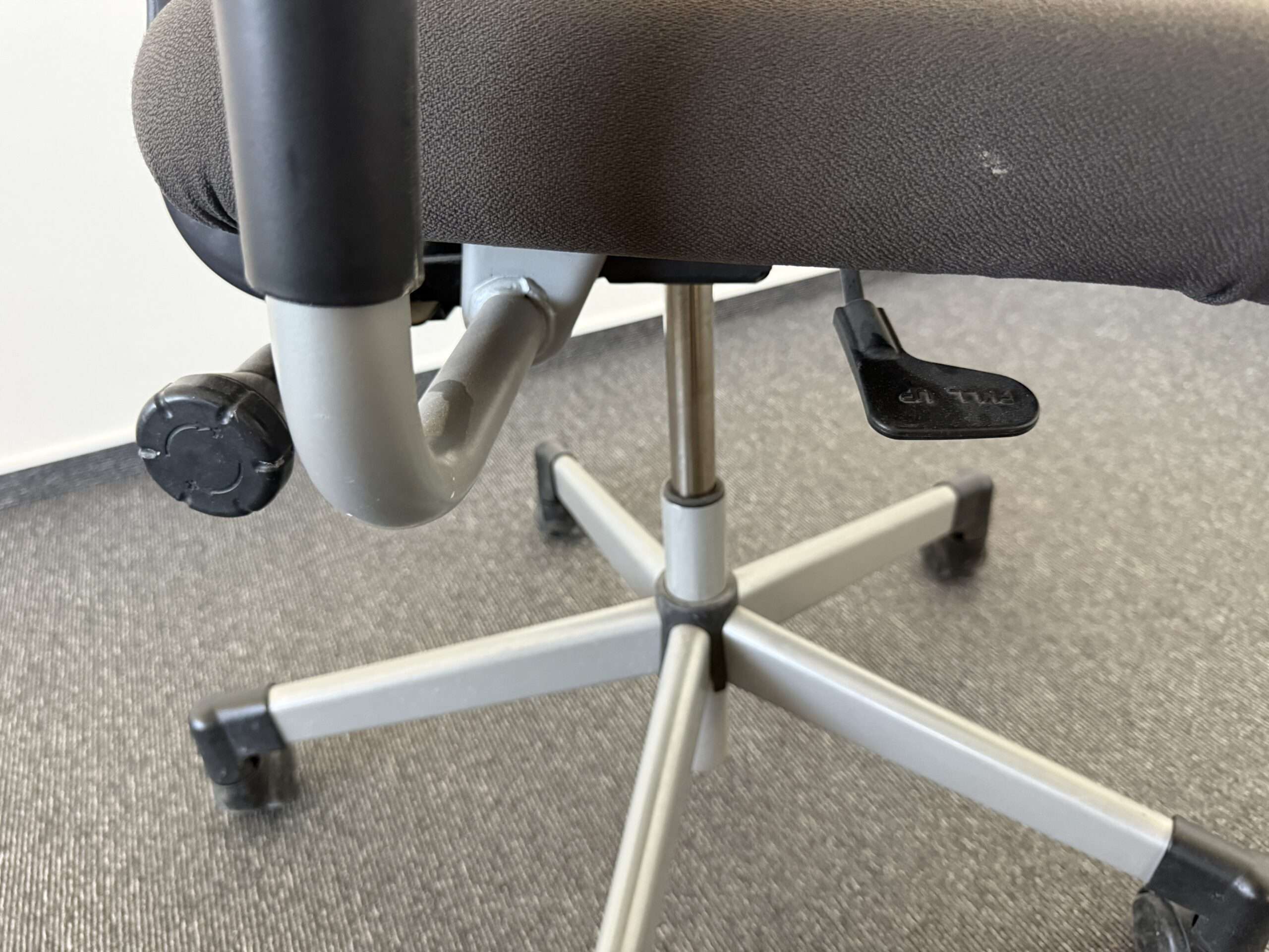 Kancelářská židle SteelCase - 2 kusy - Obrázek 5
