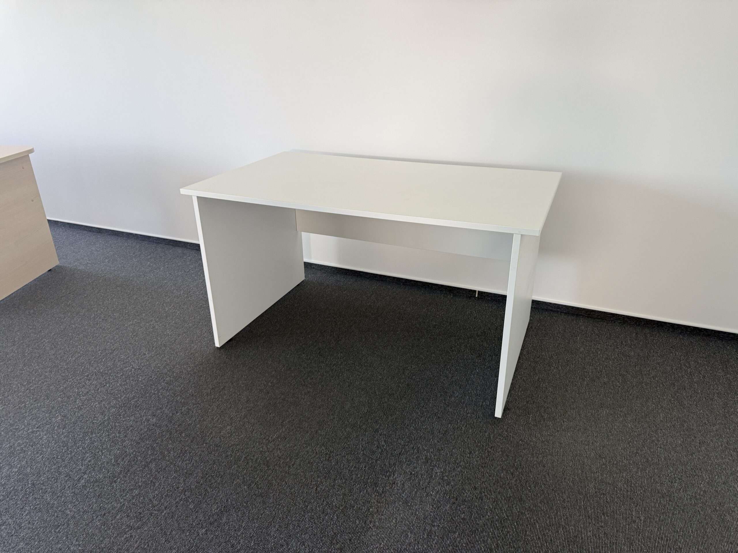 Kancelářský stůl bílý 80x140 cm VÍCE KUSŮ! - Obrázek 3