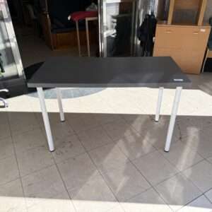Jídelní stůl IKEA šedý