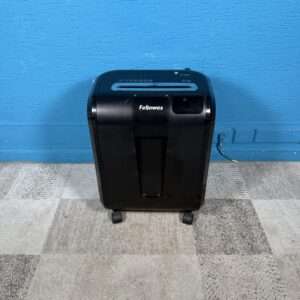Skartovačka Fellowes W-81Ci na kolečkách