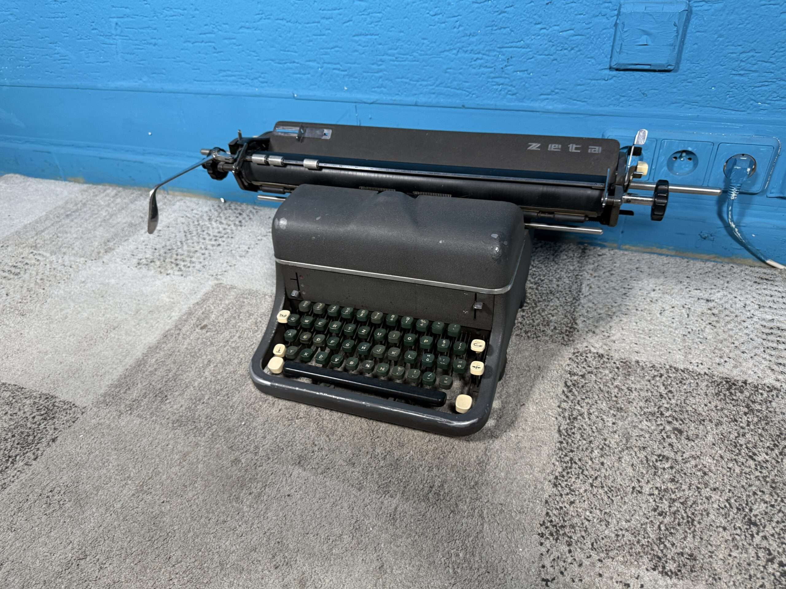 Psací stroj Zeta vintage retro - Obrázek 2