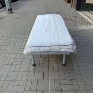 Postel 80×200 cm + NOVÁ matrace - VÍCE KUSŮ!