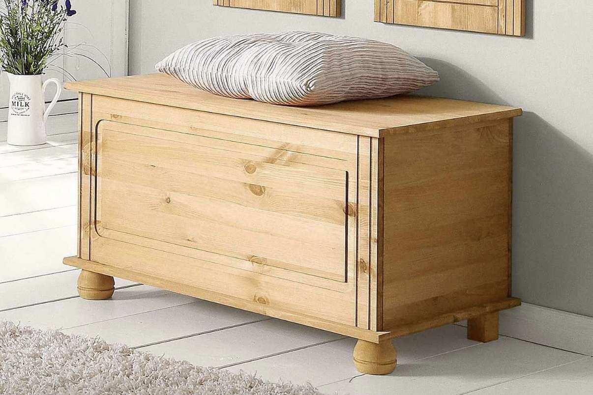 Truhla s posezením Finca bor. masiv NOVÝ 2. jakost